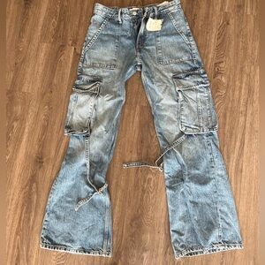 MID-RISE TRF CARGO JEANS
